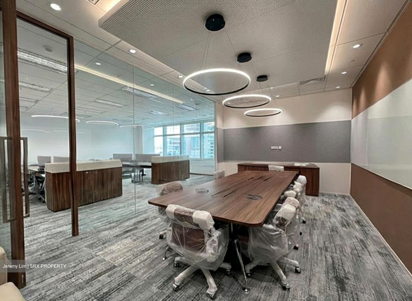 North Canal Road (D1), Office #512735341